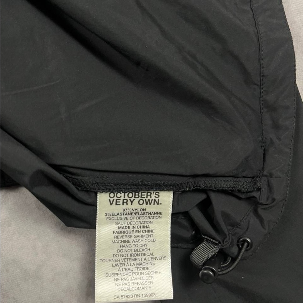 [162] October's Very Own
OVO Lightweight Running Jacket XS Size - Picture 4 of 4